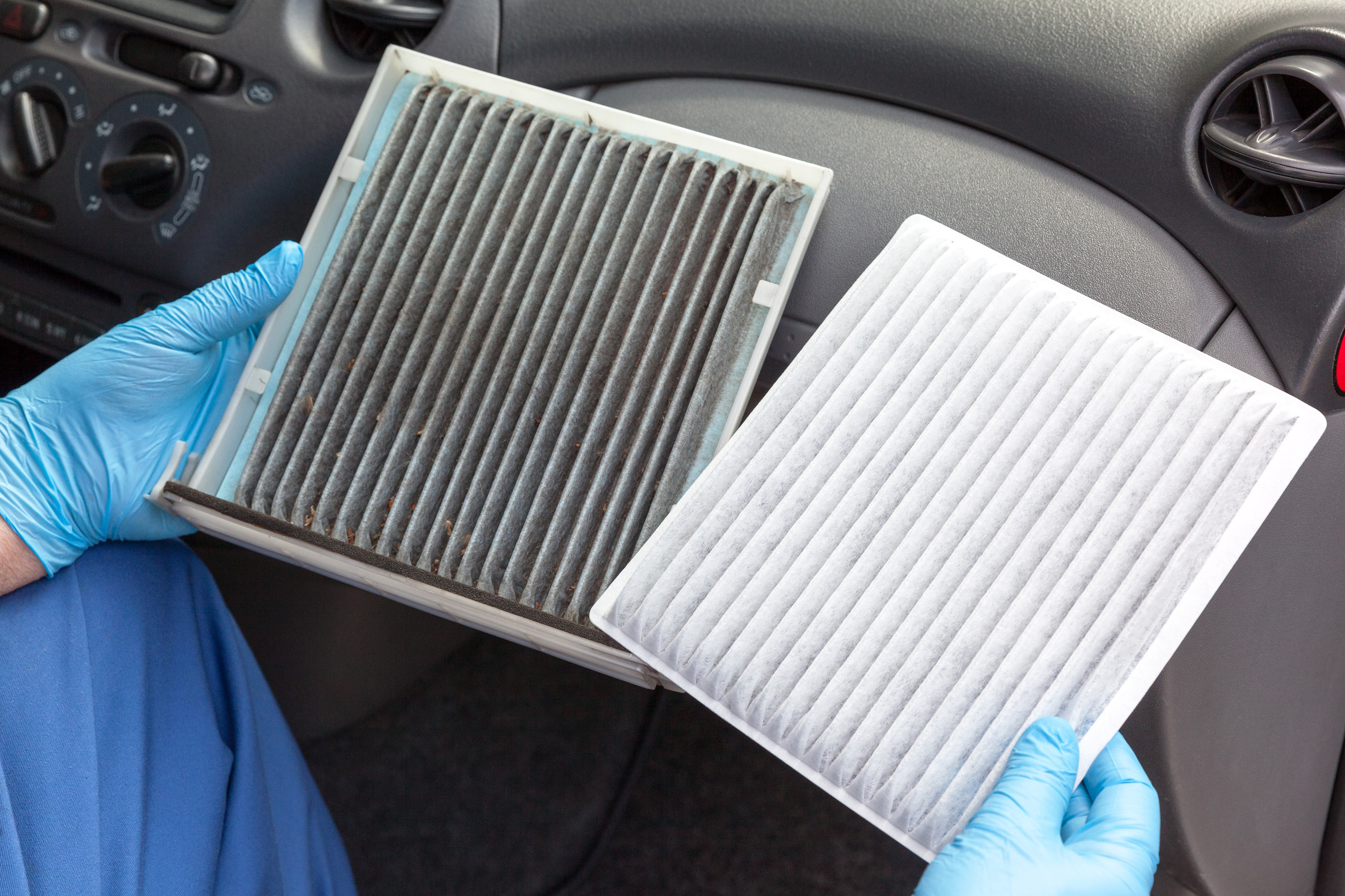 Changing cabin air filter